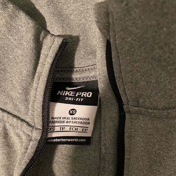 Nike Pro Dri Fit Quarter Zip - Picture 2 of 3